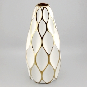 złote linie ceramiczne wazon biały o strukturze plastra miodu