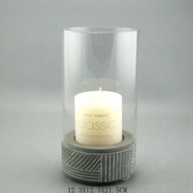 betonowy świecznik ze szkłem