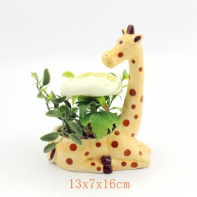 plantator żyrafek ceramicznych z jedwabnymi kwiatami